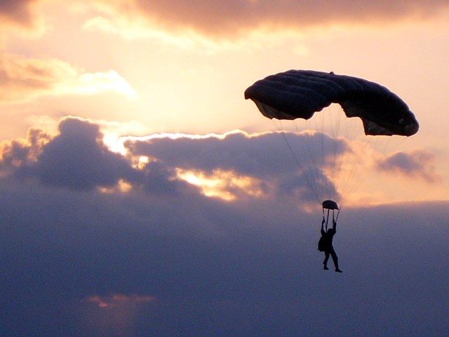 MARSOC_parachutist
